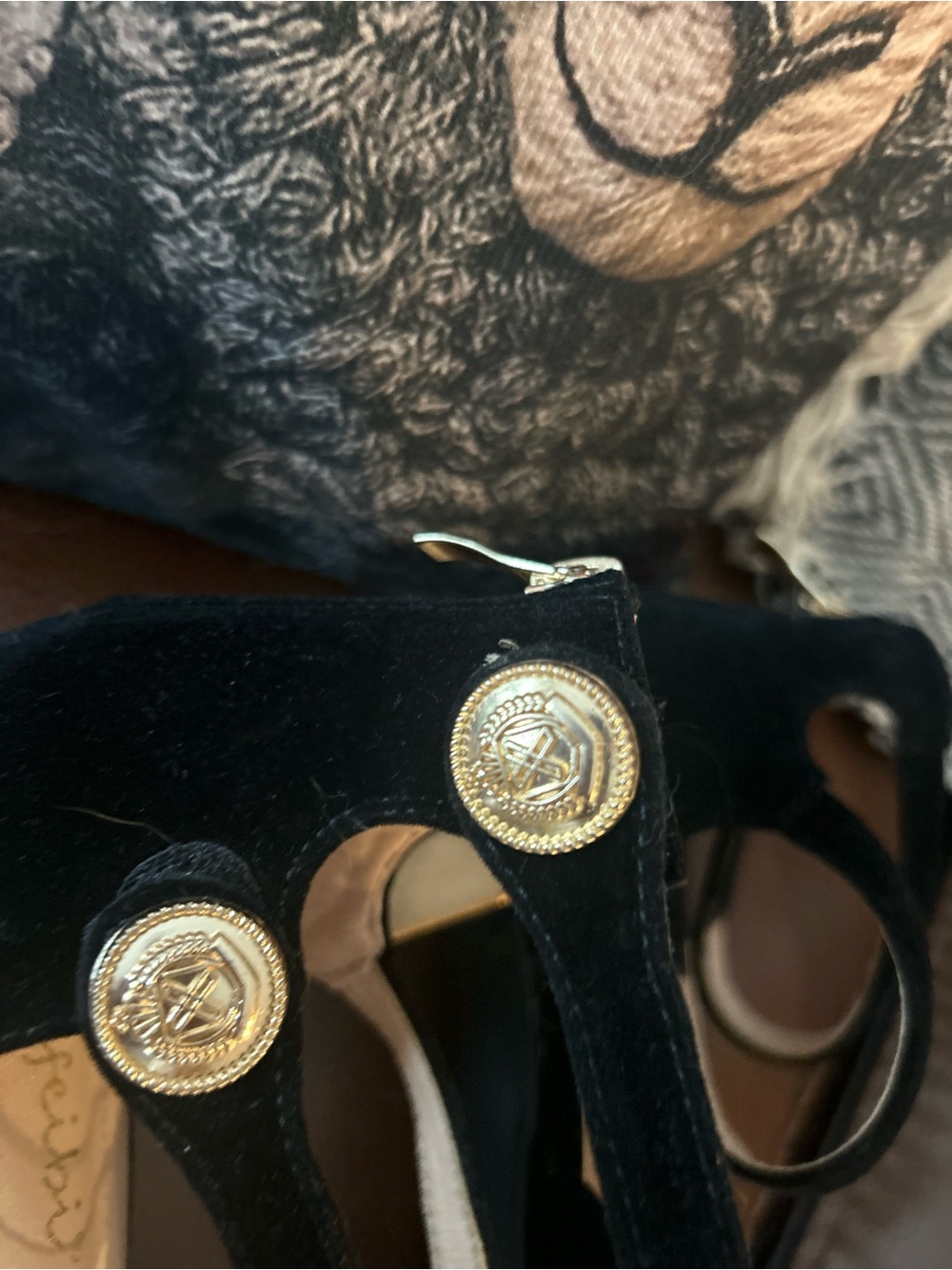 Block heel pumps - Picture 7 of 11